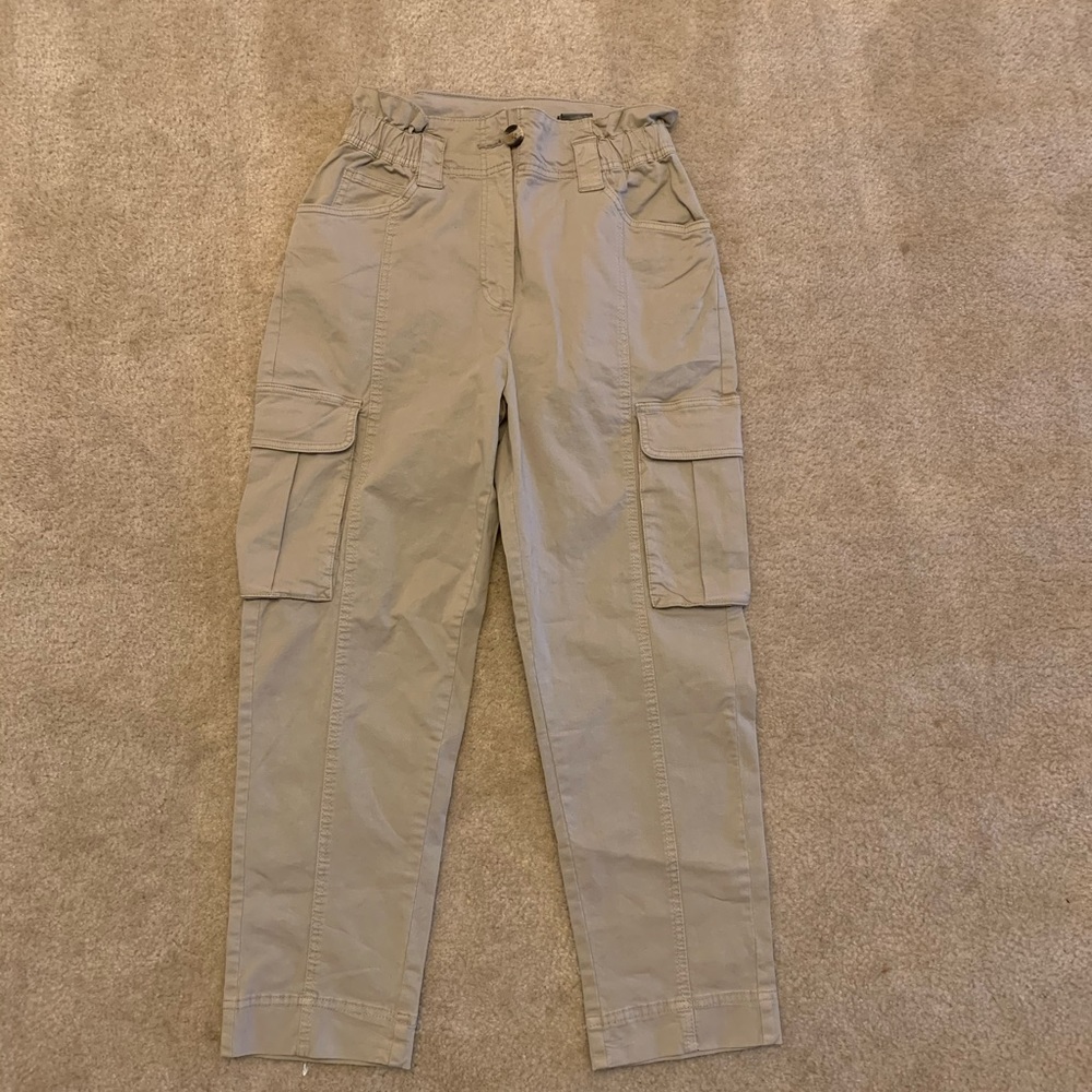 Brand new H&M cargo ankle length pants